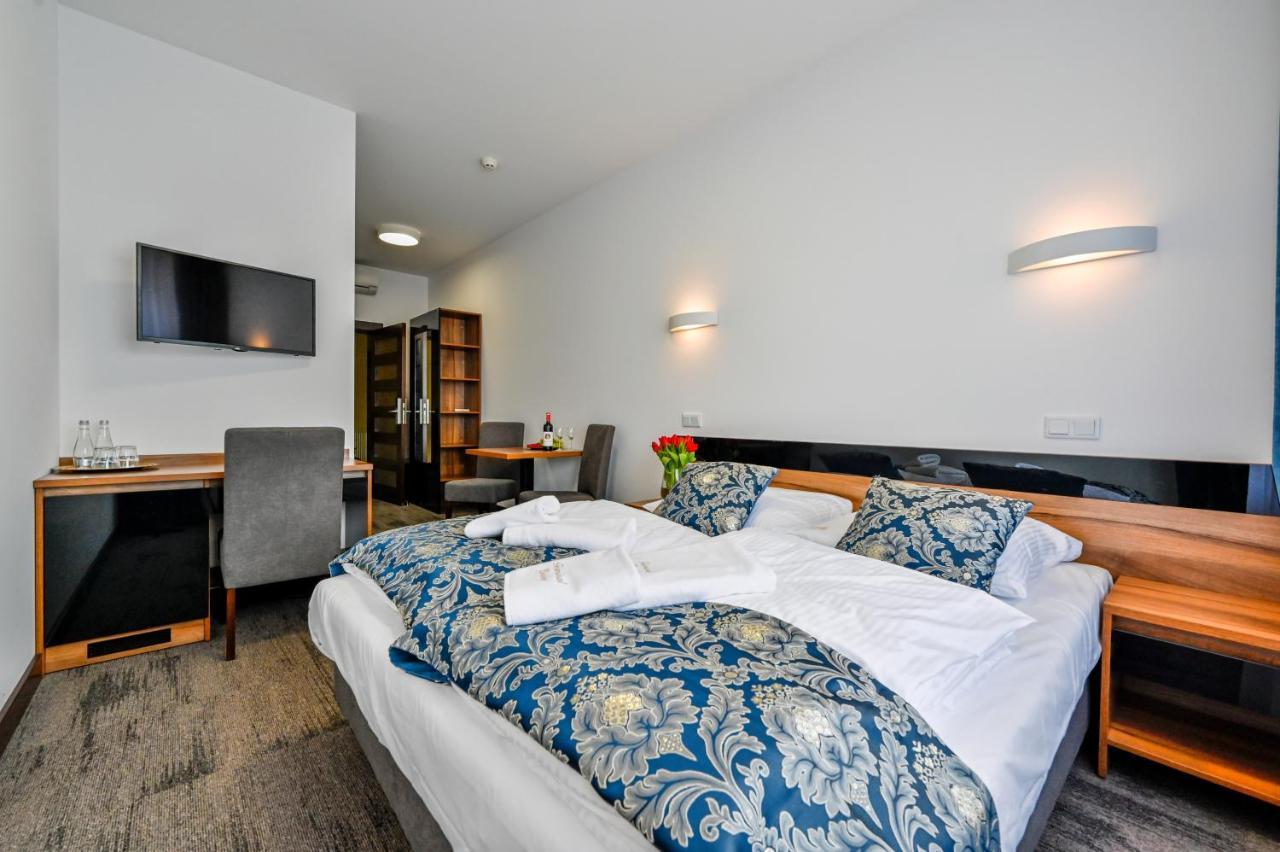 Hotel Terminal Gorzow Wielkopolski Dış mekan fotoğraf