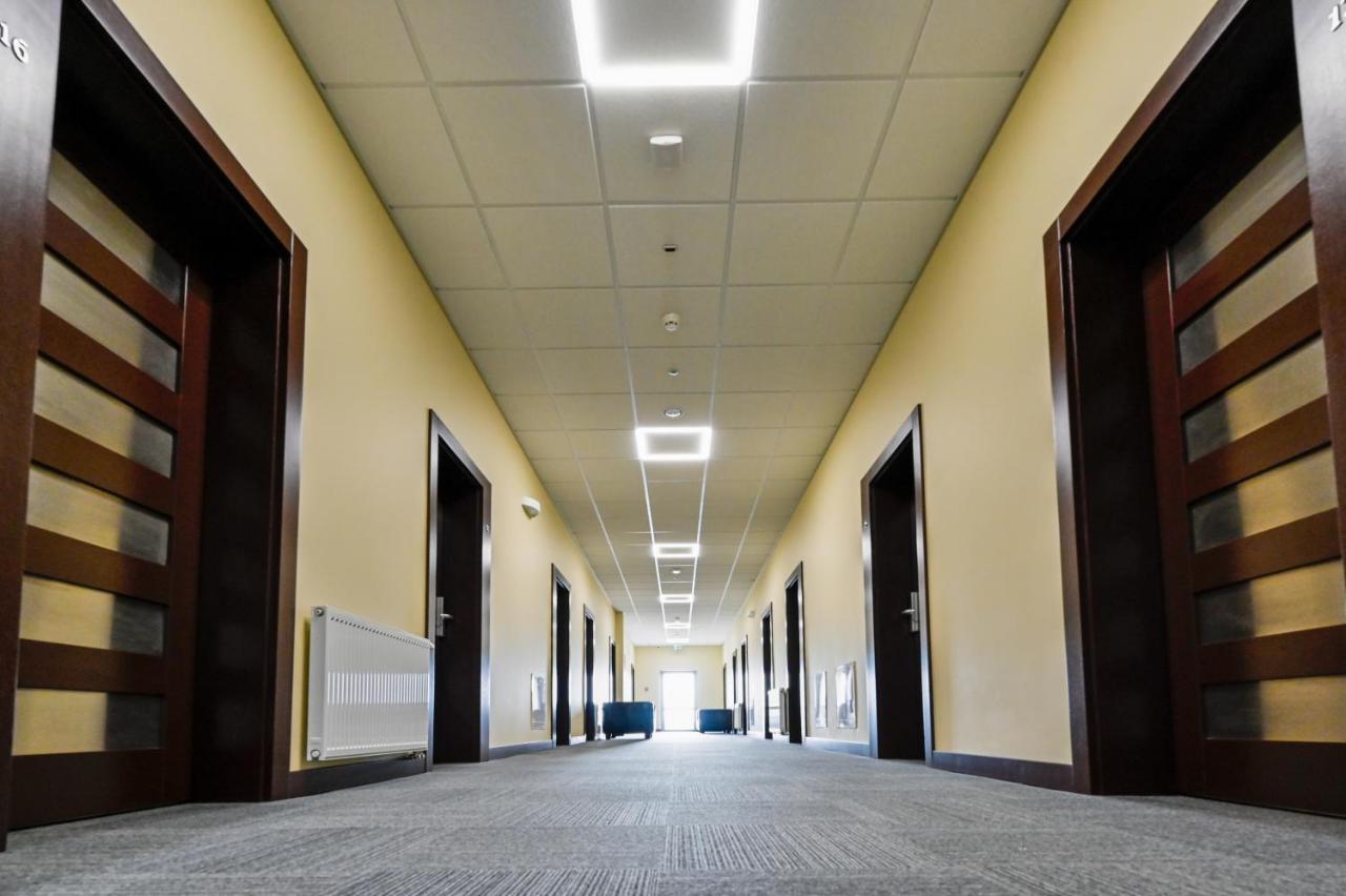 Hotel Terminal Gorzow Wielkopolski Dış mekan fotoğraf